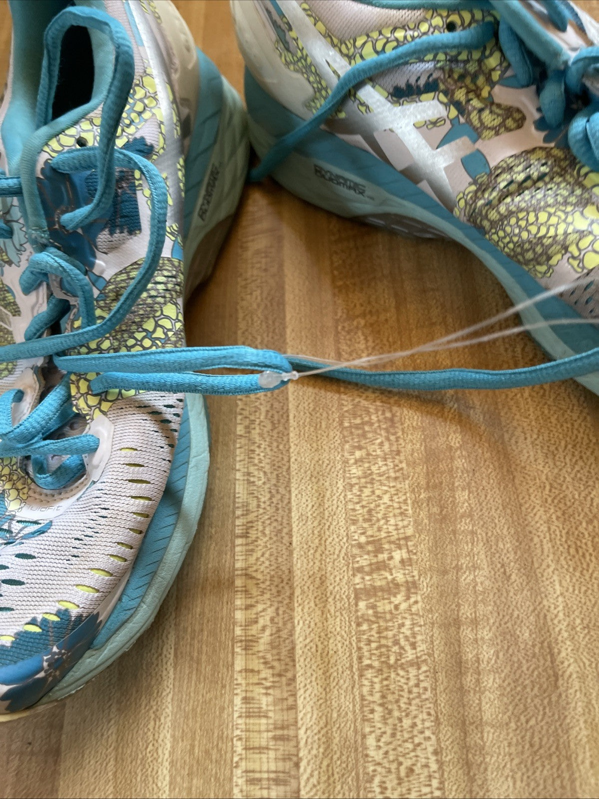 ASICS Gel Kayano Size 7