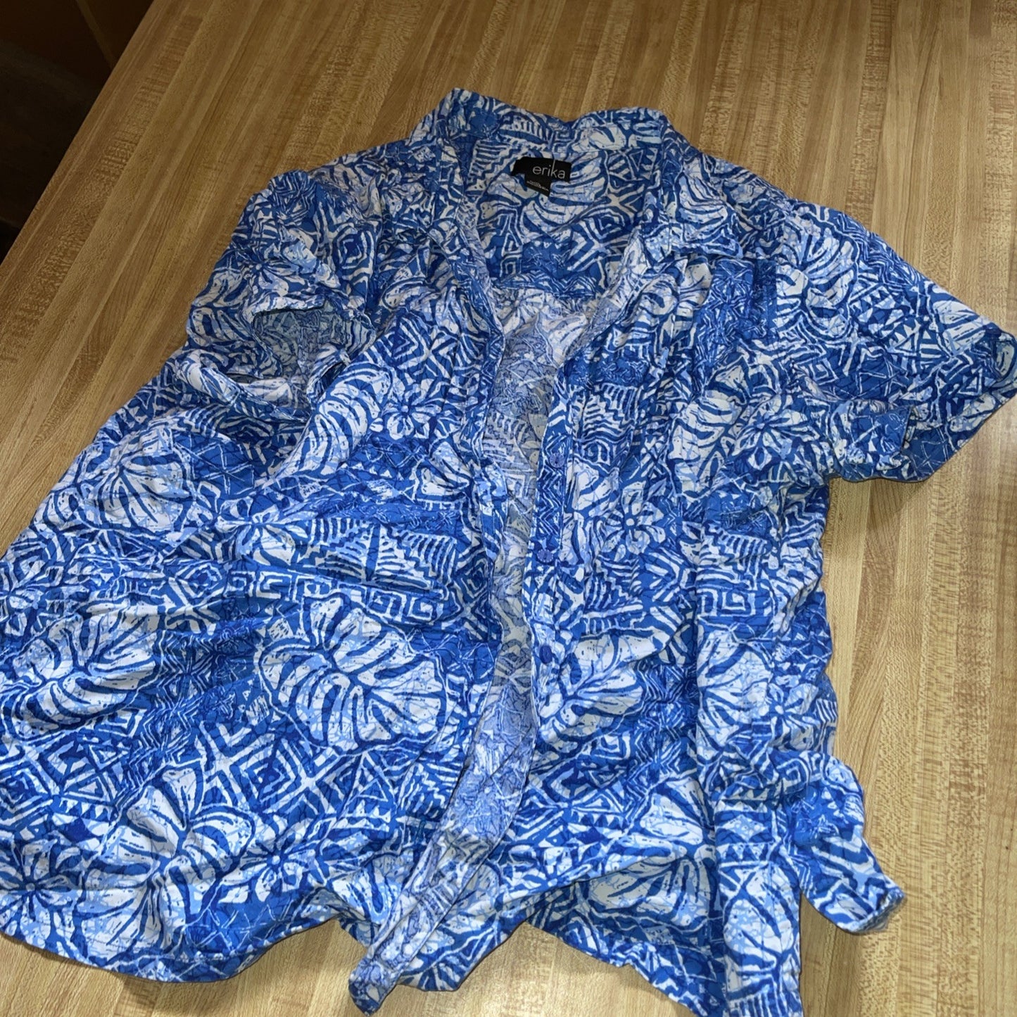 Erika Women’s Button Up Top XL