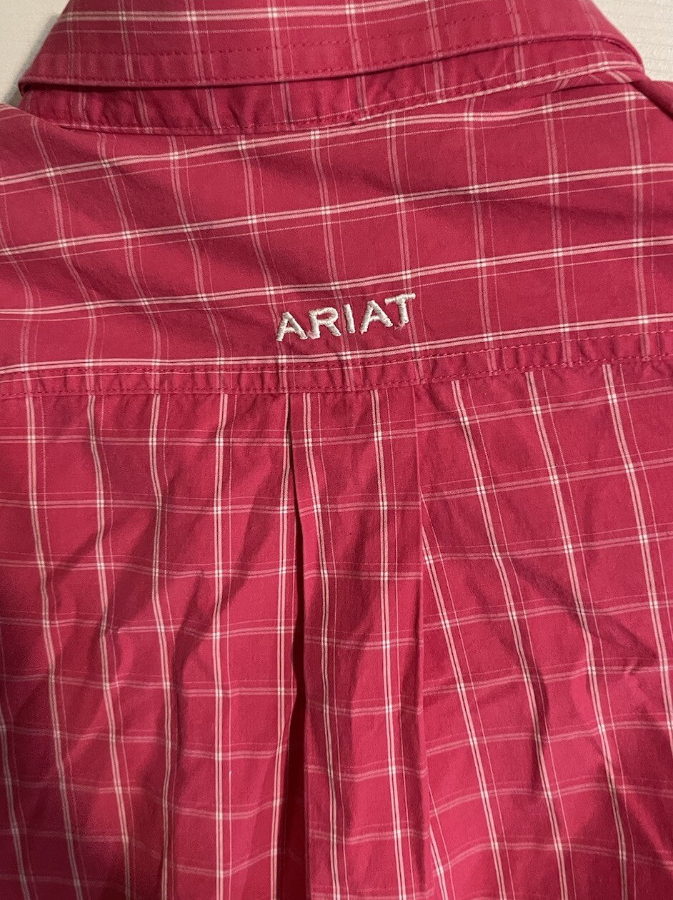 Ariat Pro Series Button Down Medium