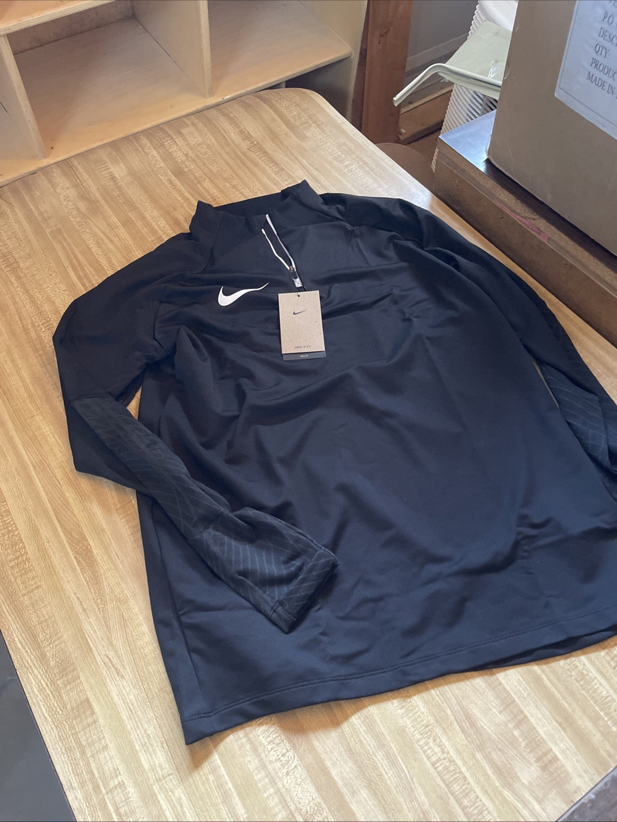 Nike Strike Dri Fit Quarter Zip Large NWT