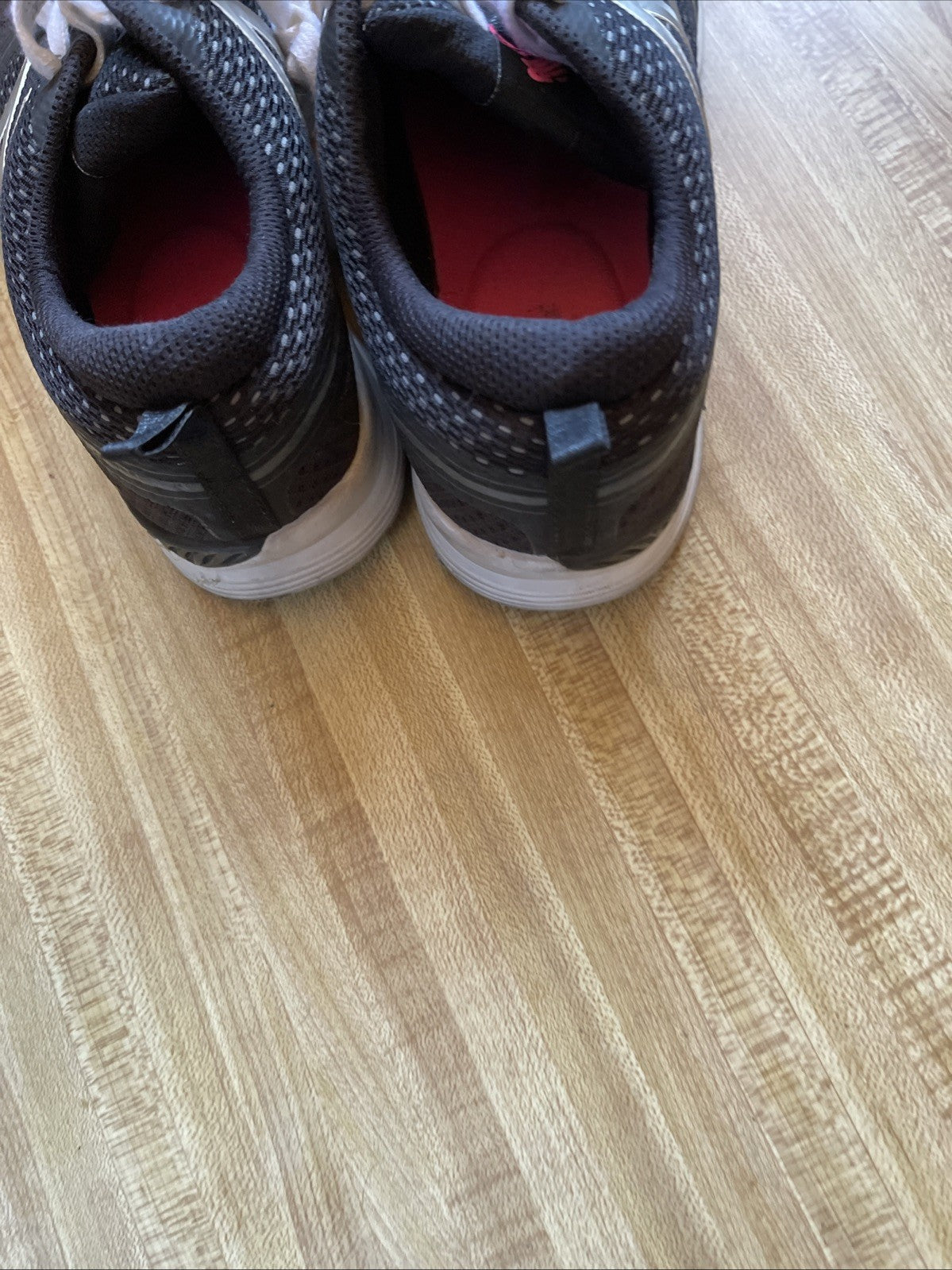 New Balance 711 Size 9.5