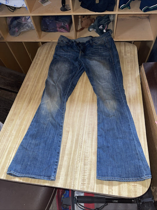 Rock & Republic Kasandra Flared  BootcutJeans 14