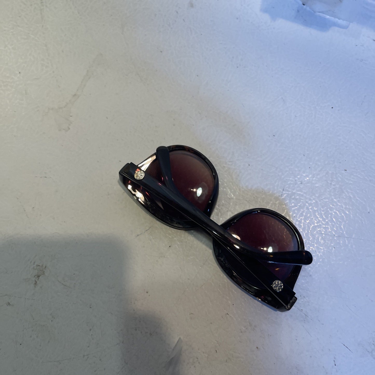 Velvet Trends DT Taylor Sunglasses 