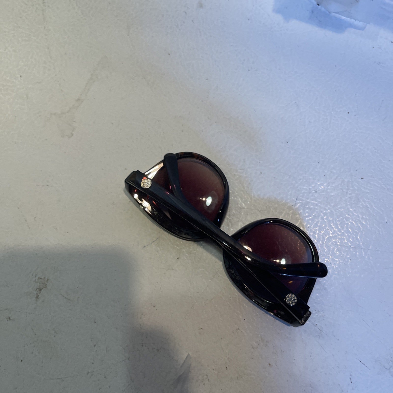 Velvet Trends DT Taylor Sunglasses 