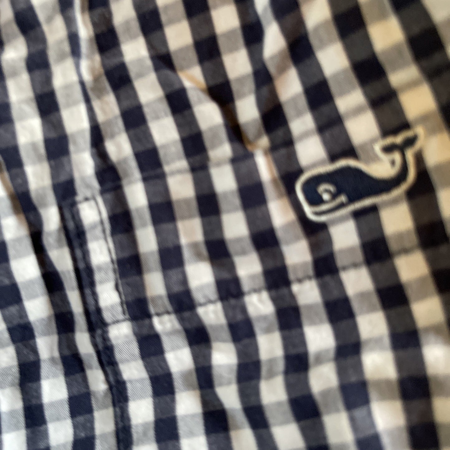 Vineyard Vines Button Up Large 