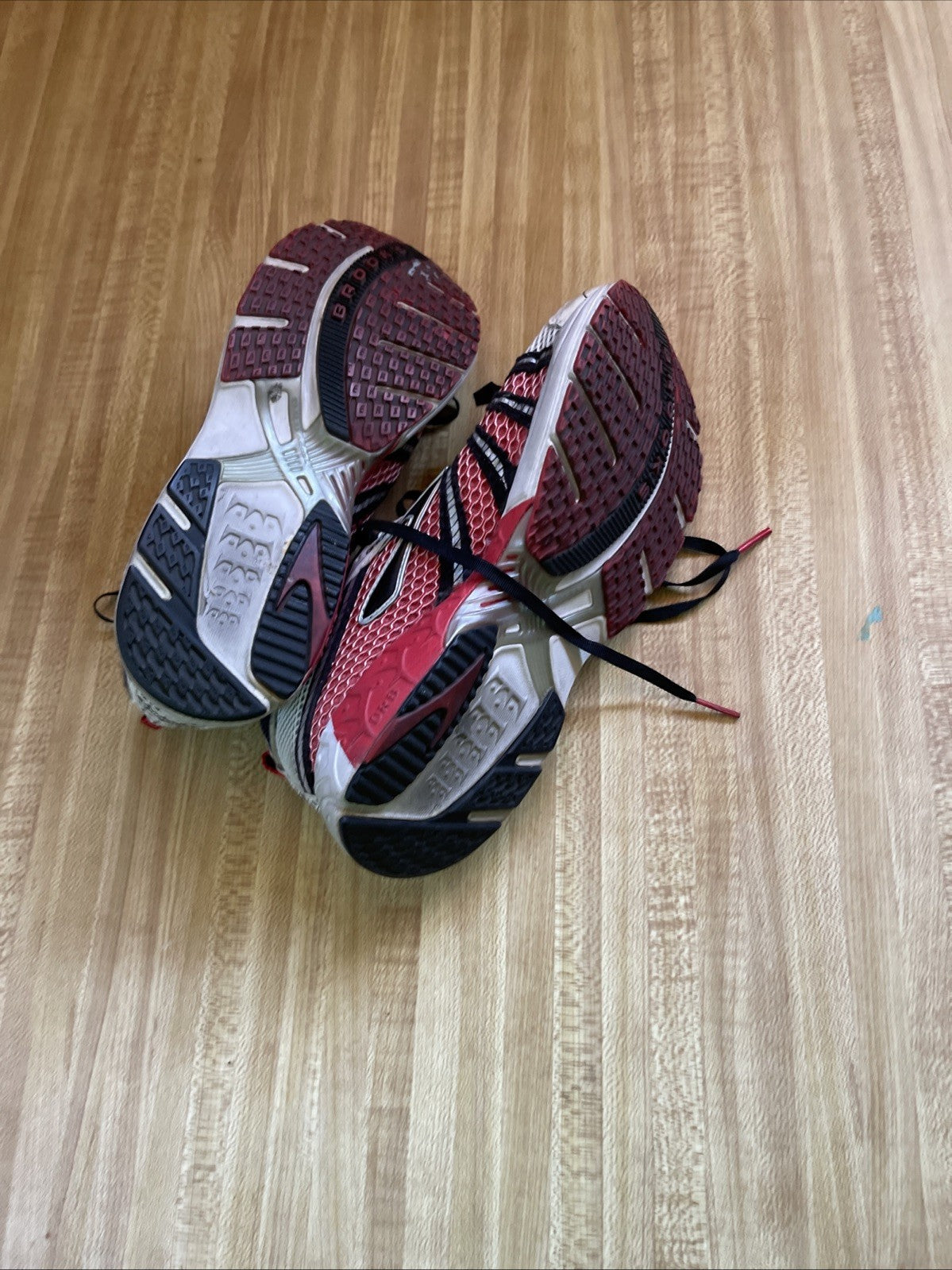 Brooks Racer ST Size 8