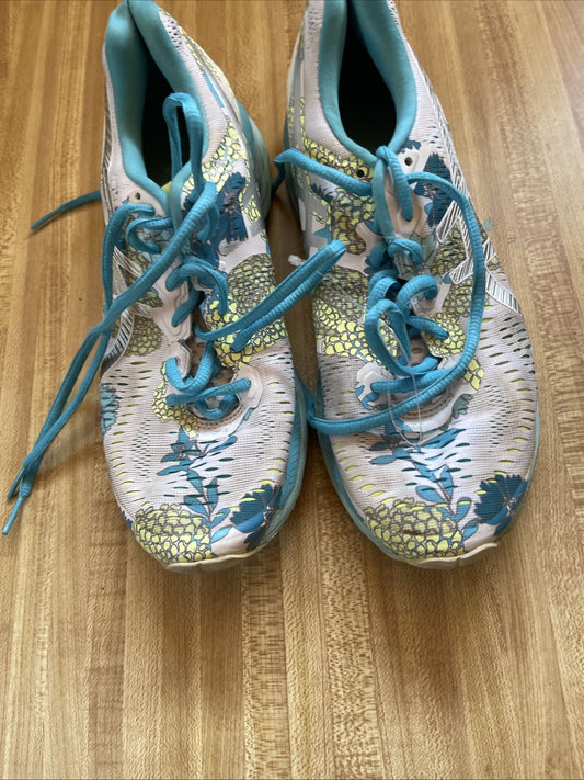 ASICS Gel Kayano Size 7