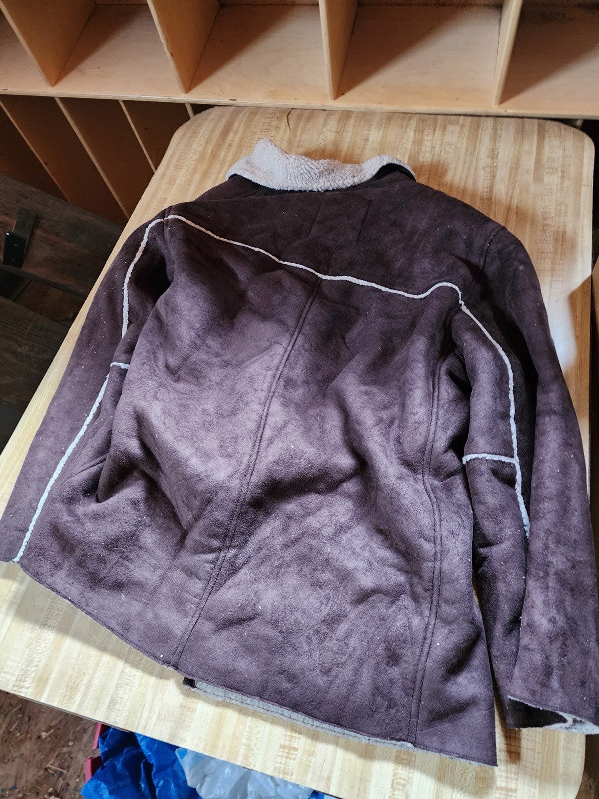 Sherpa Lined Levi’s Jacket Large 