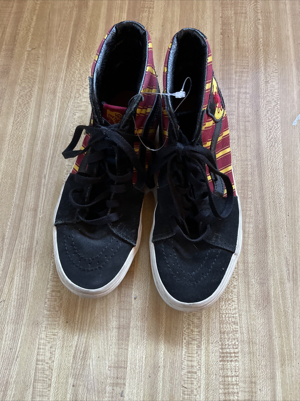 VANS Harry Potter x Sk8- High Gryffindor Men’s 6, Women’s 7.5