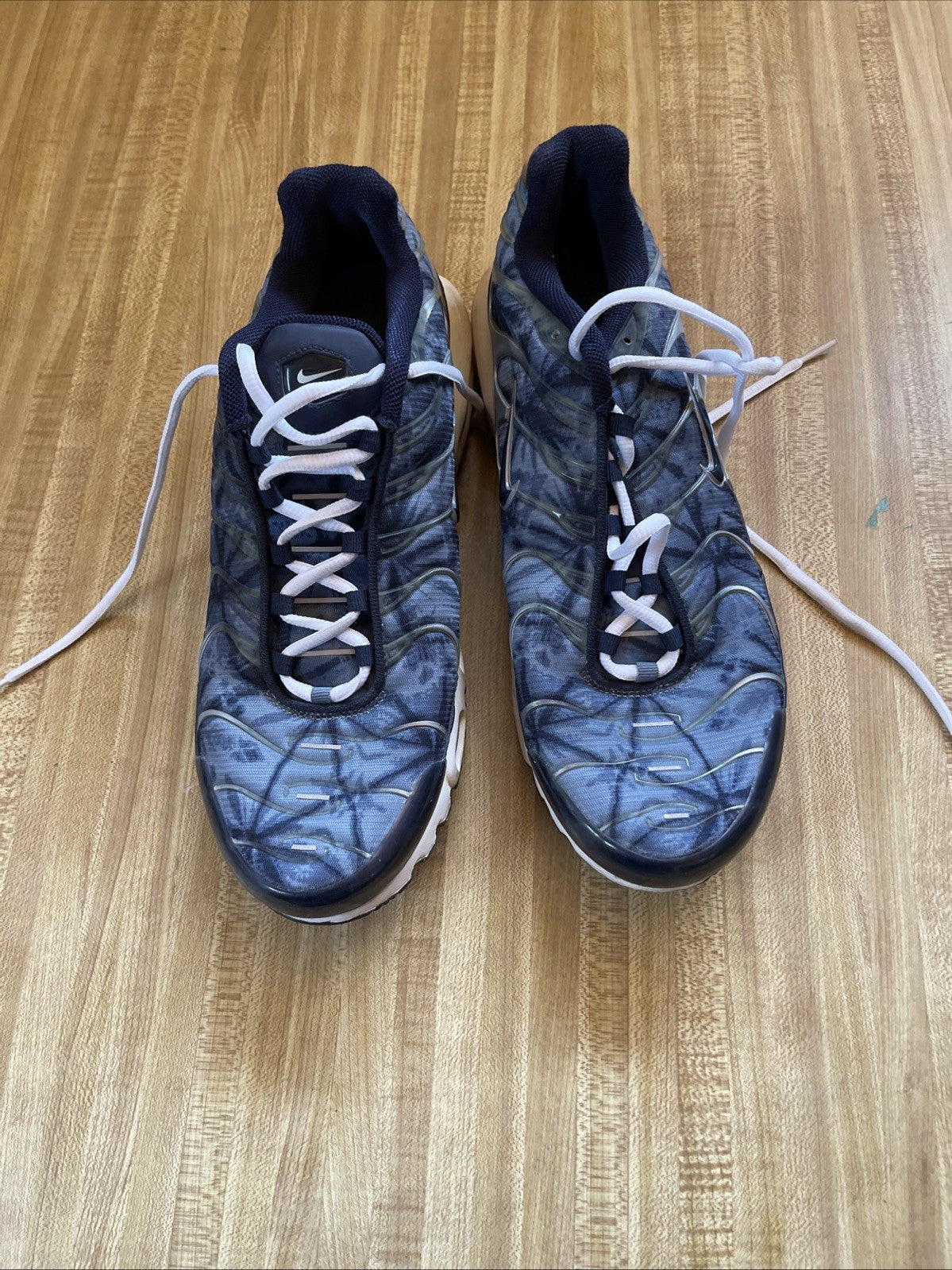 Nike Air Max Plus TN 11.5