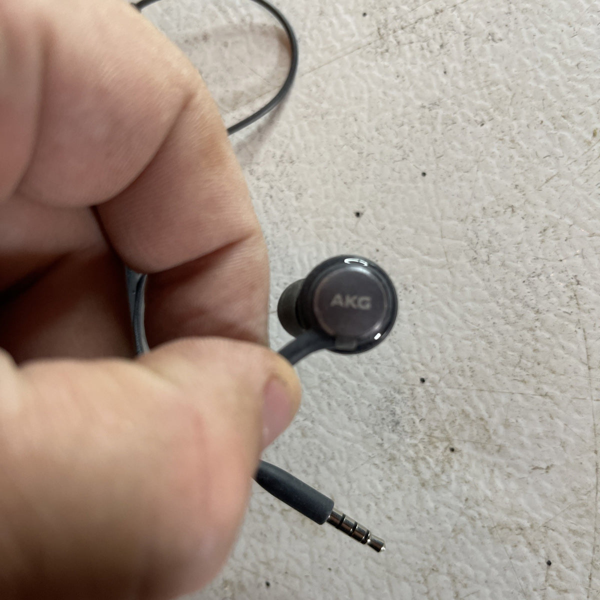 akg earbuds wired