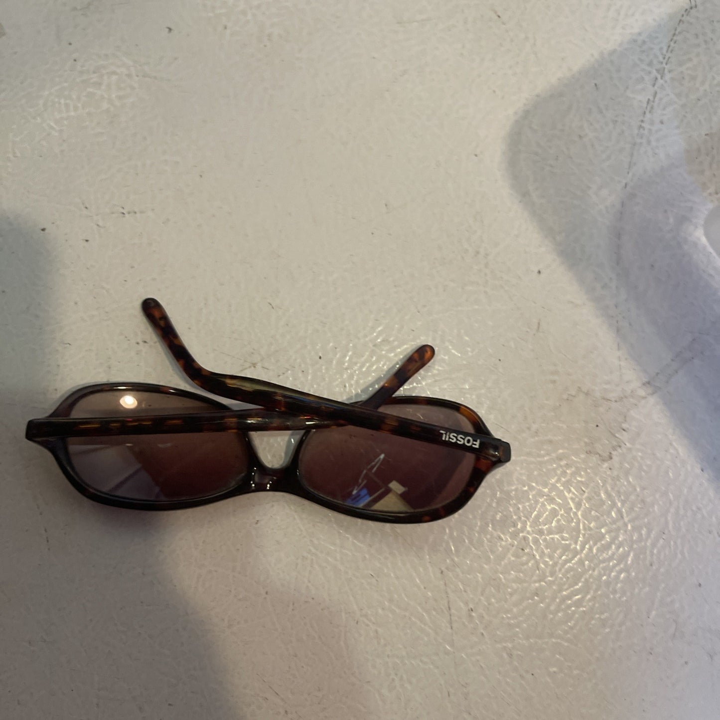 Fossil Marlene Sunglasses Loose Handle 