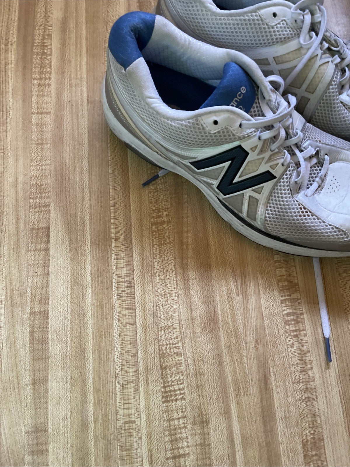 New Balance 847v2 Size 9.5 EE