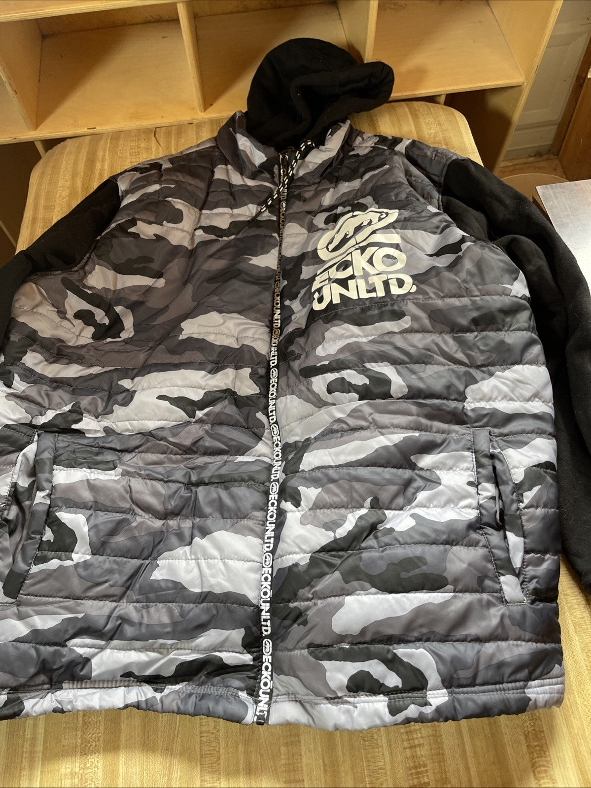 Ecko Unltd Puffer Jacket With Hoodie 5XL 