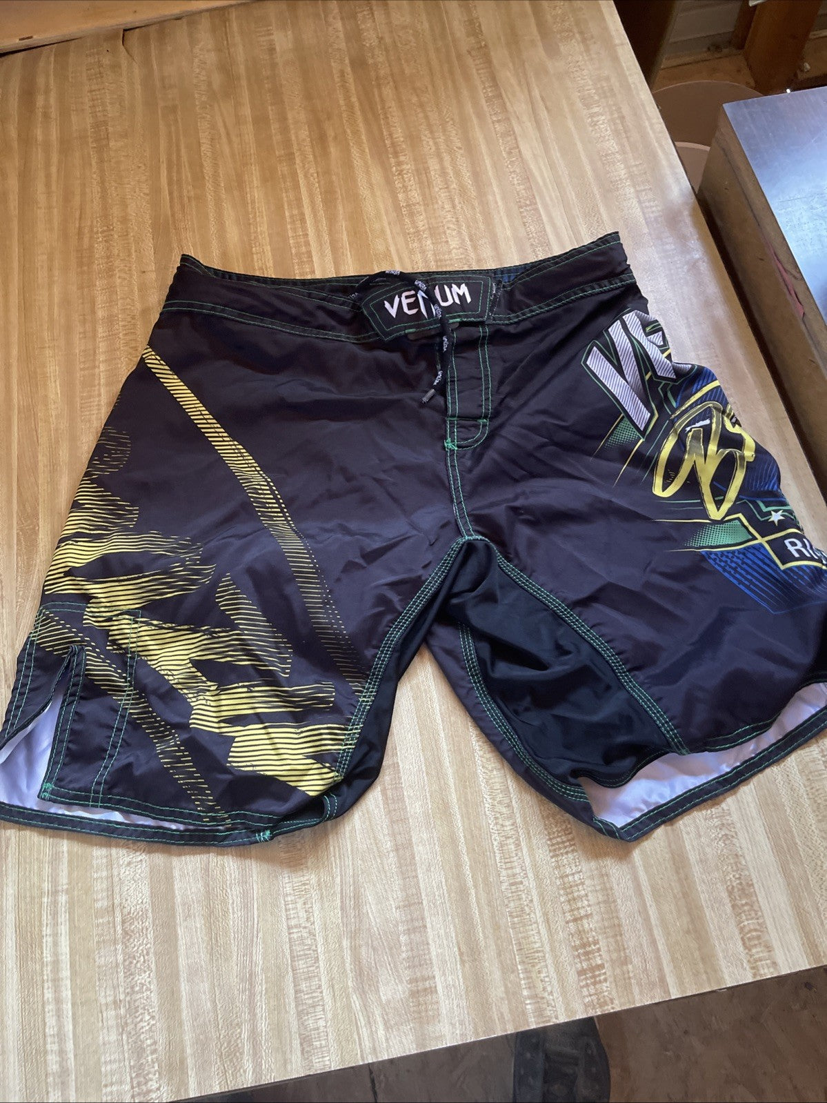 Venum Boxing Or MMA Shorts 34