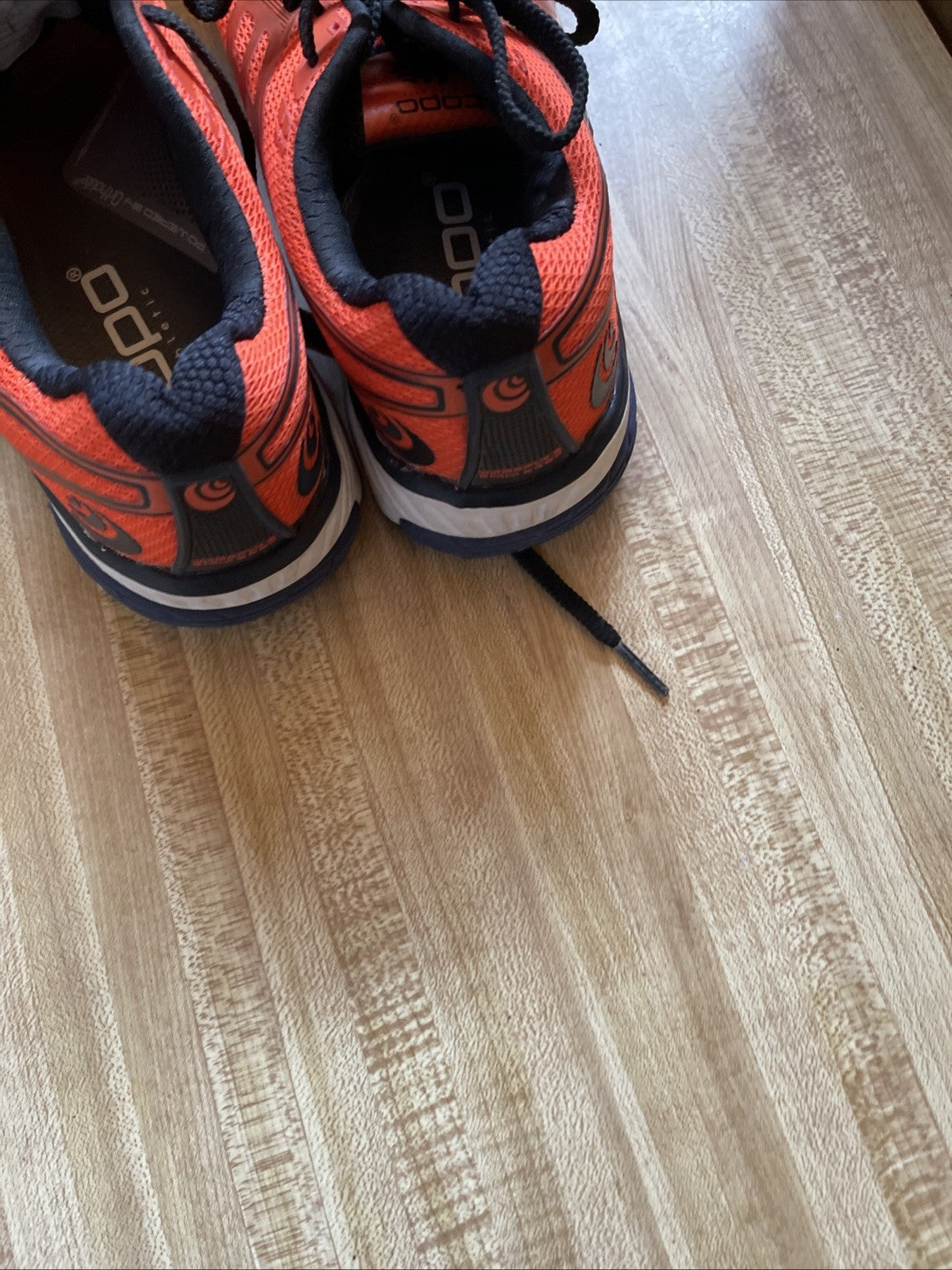 Topo Ultrafly 2 Size 8.5