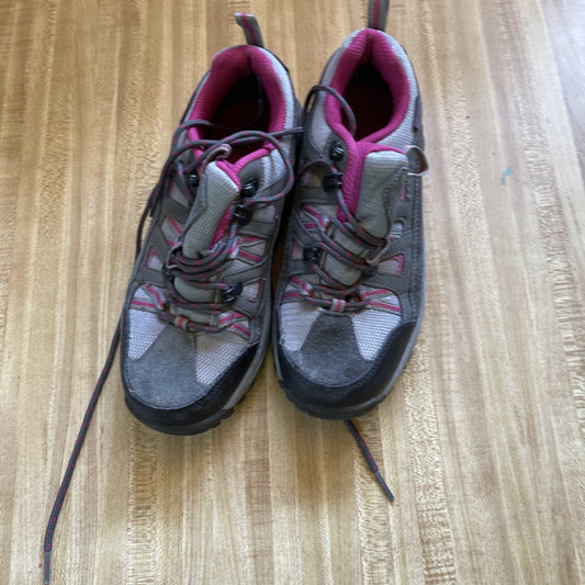 Bearpaw Hiking Shoes 6.5