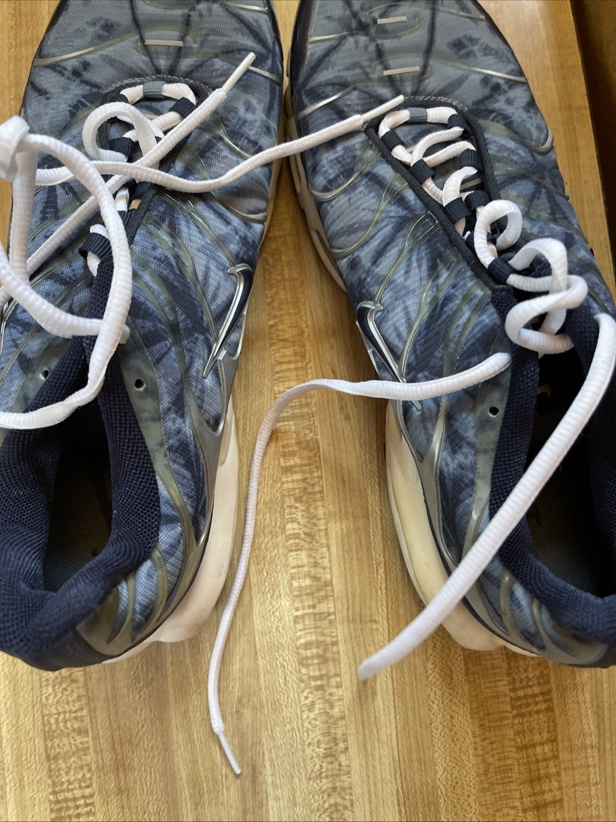 Nike Air Max Plus TN 11.5