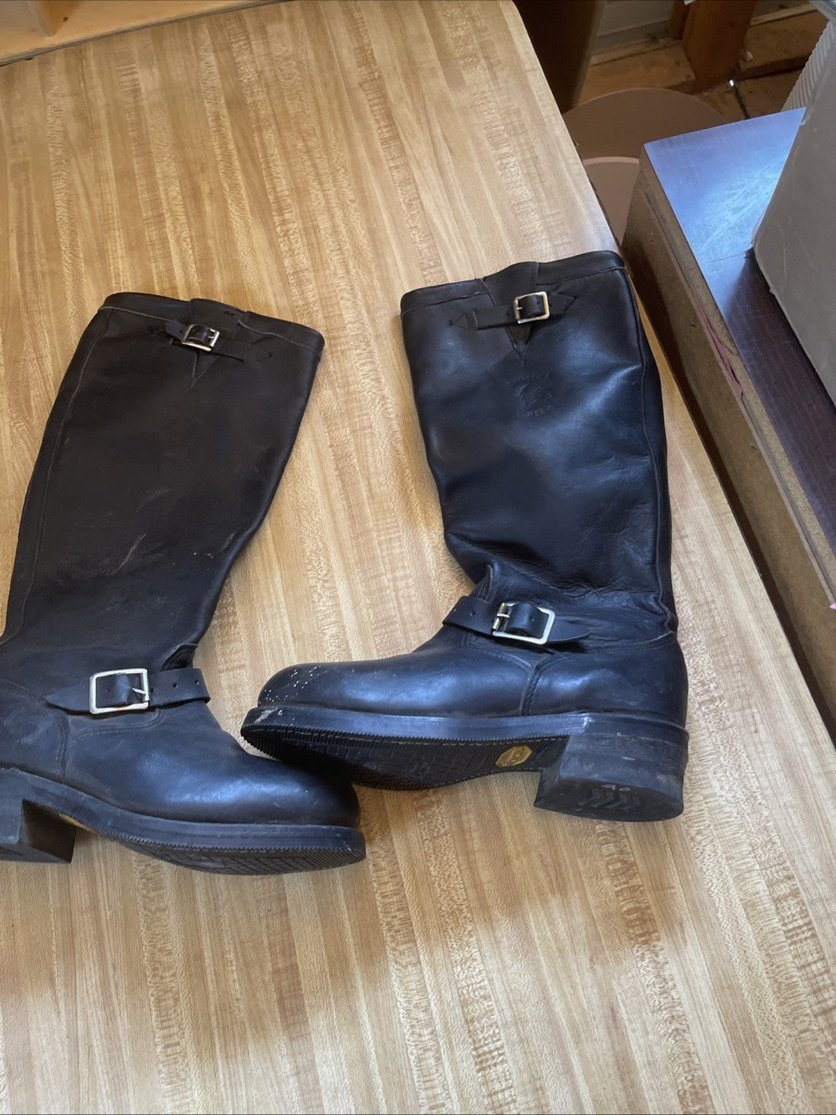 Chippewa Motorcycle Boots 8.5 E Vibram Soles Oil Resistant