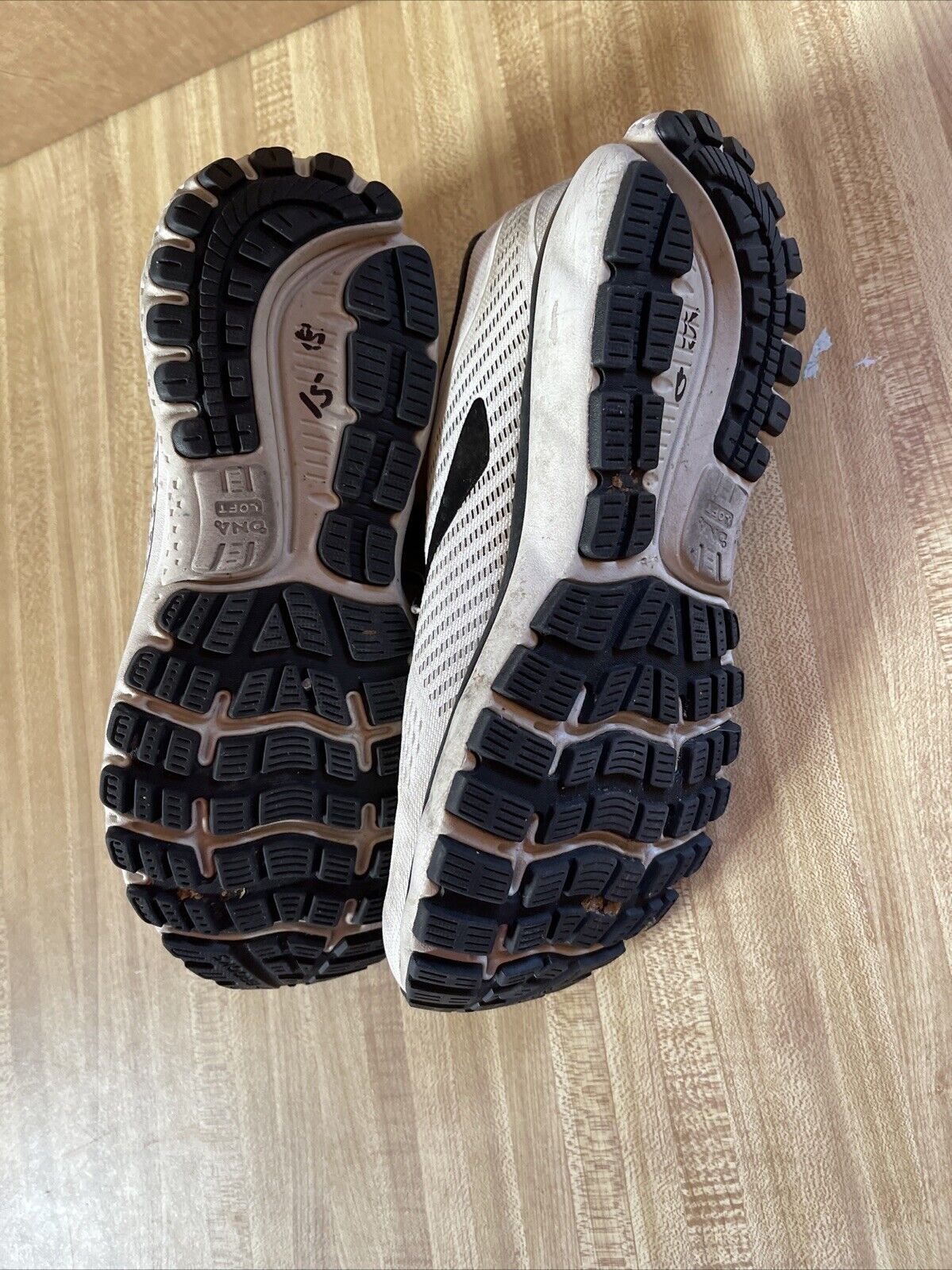 Brooks Ghost 12 Size 9