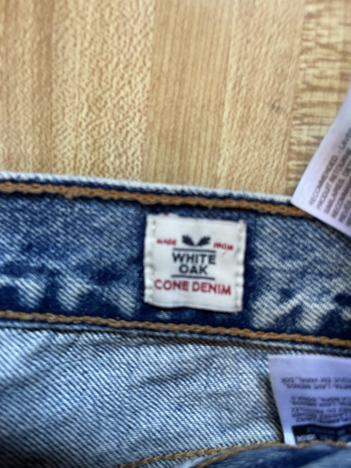 Levi’s White Oak Cone Denim Jeans 25