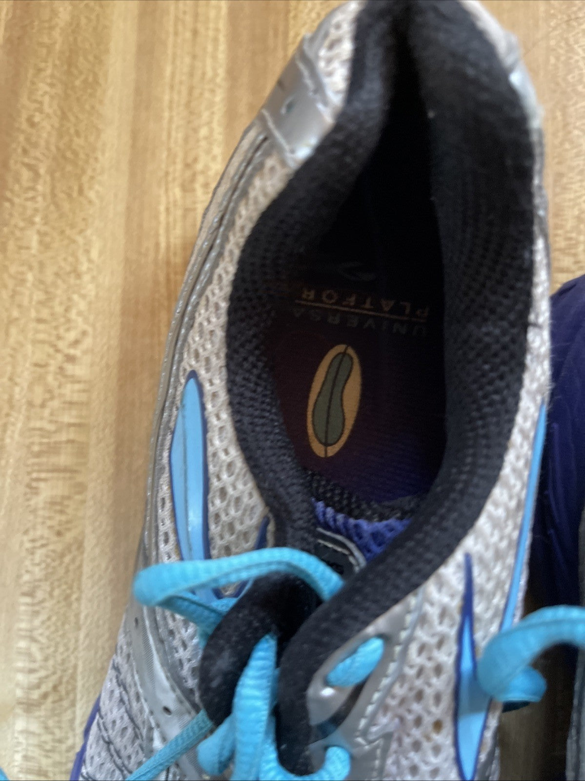 Brooks Launch 8.5