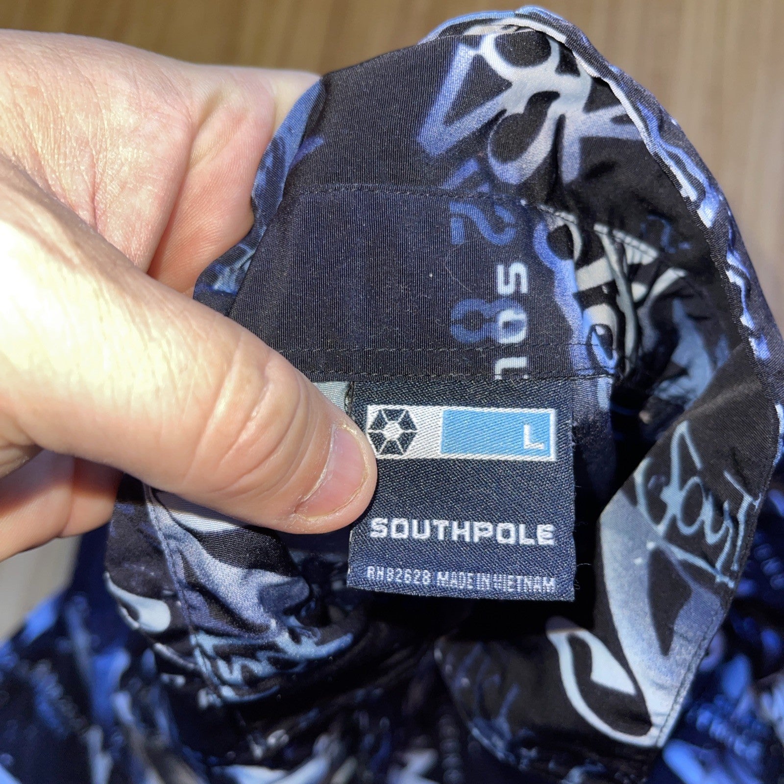 Southpole Button Up AOP Large 