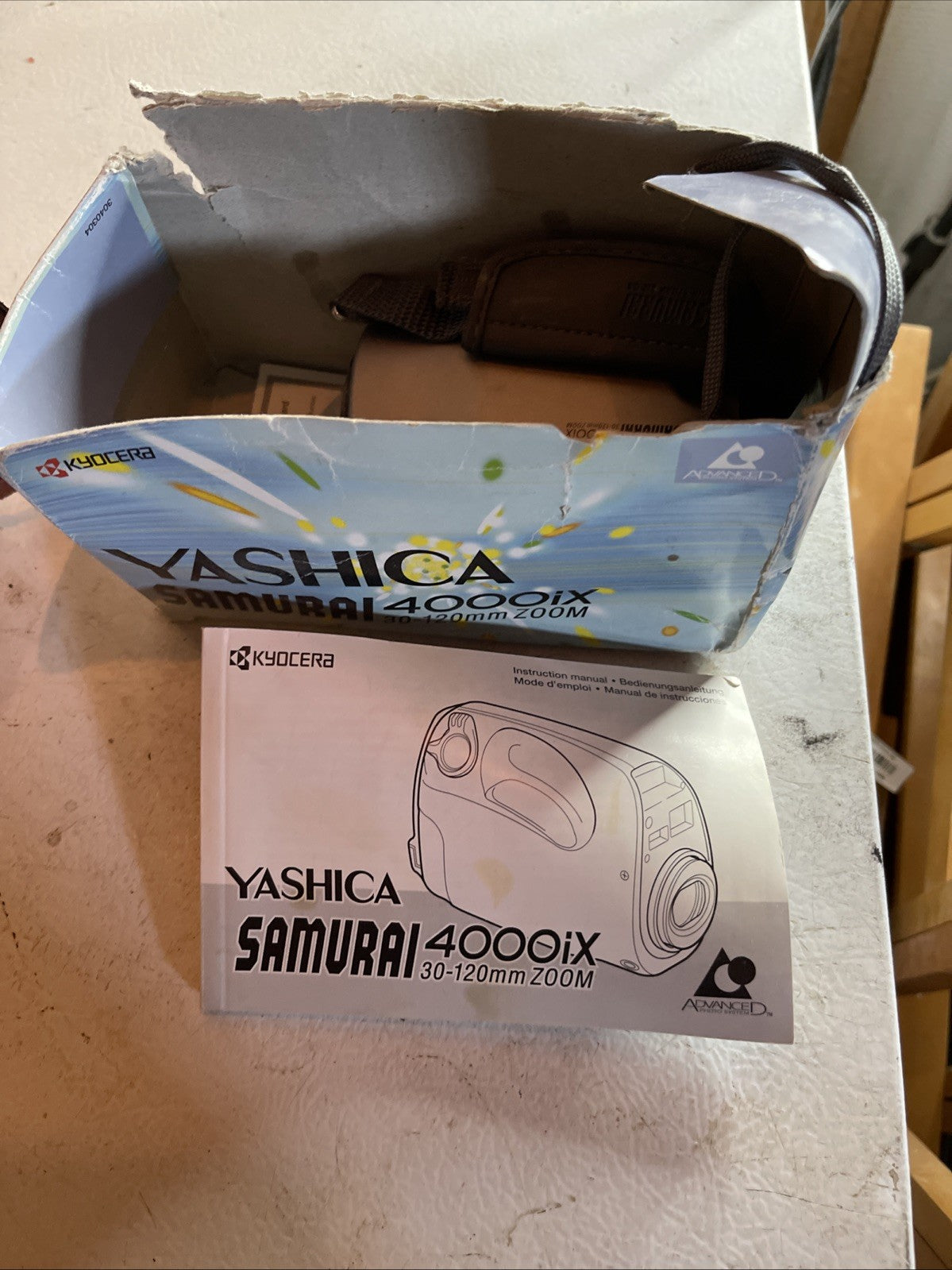 Yashica Samurai 4000ix 30-120mm Zoom Camera