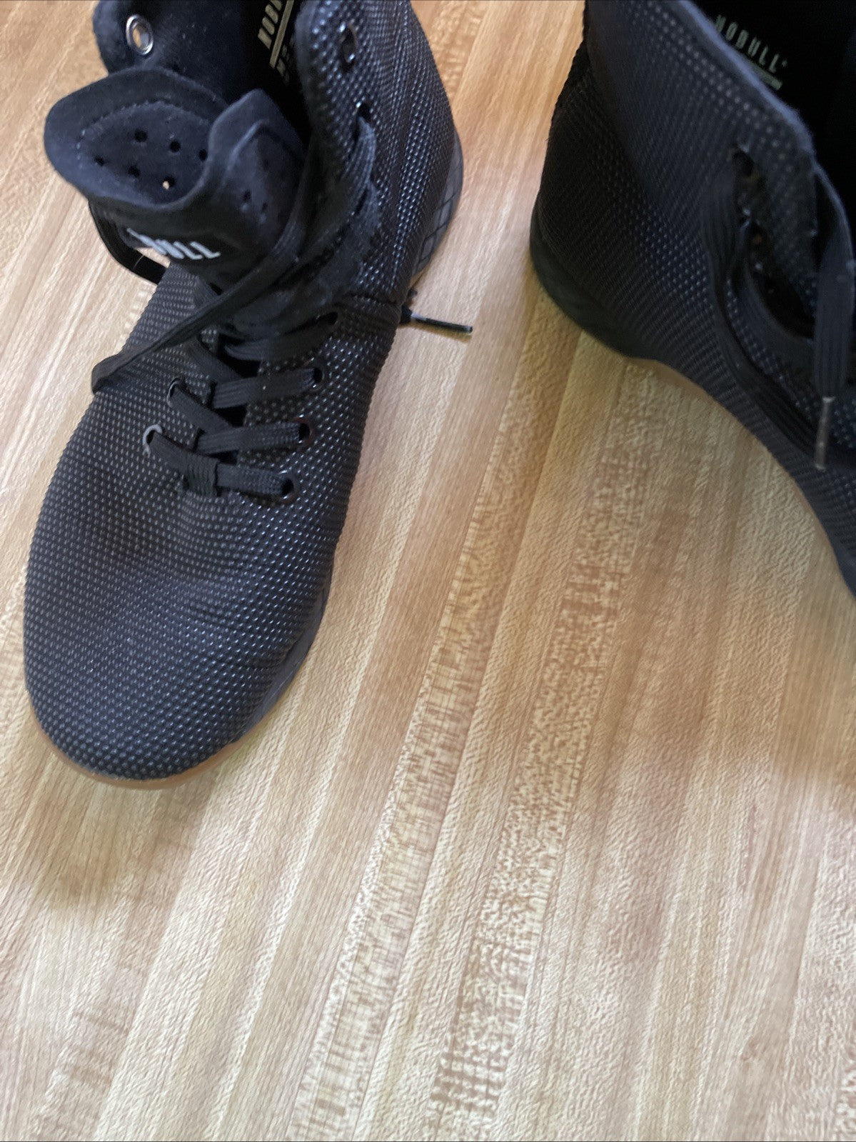No Bull Sneakers 8.5