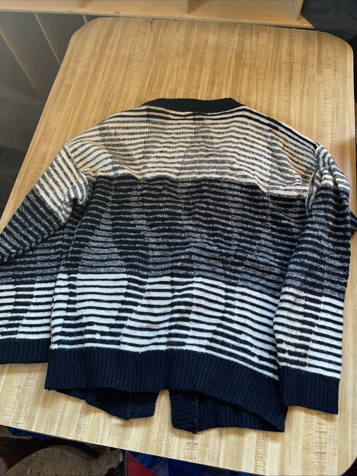 Vintage Area Cardigan Medium 