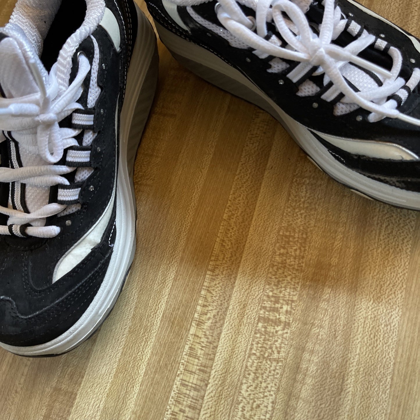 skechers shape ups womens 6