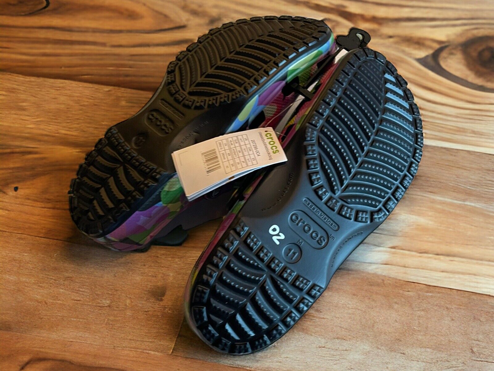 Crocs Size 11