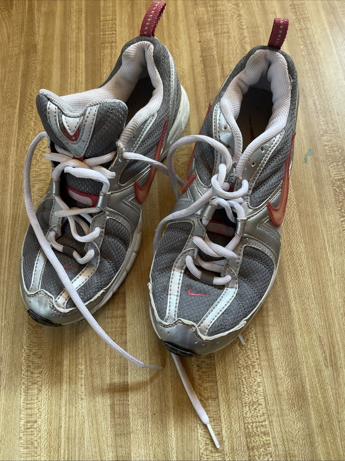 nike running shoes women 8