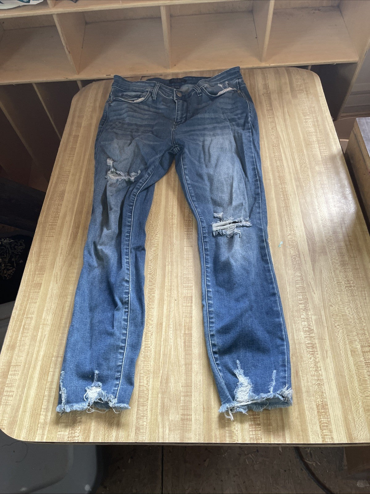 Judy Blue Skinny Fit Fray Ankle Distressed Jeans 13/31