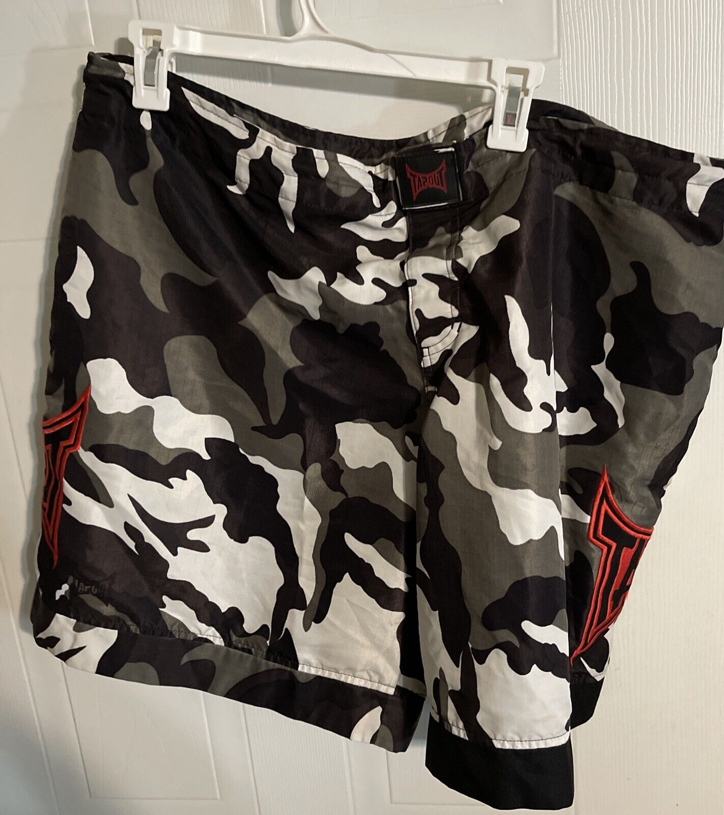Tapout Shorts 40