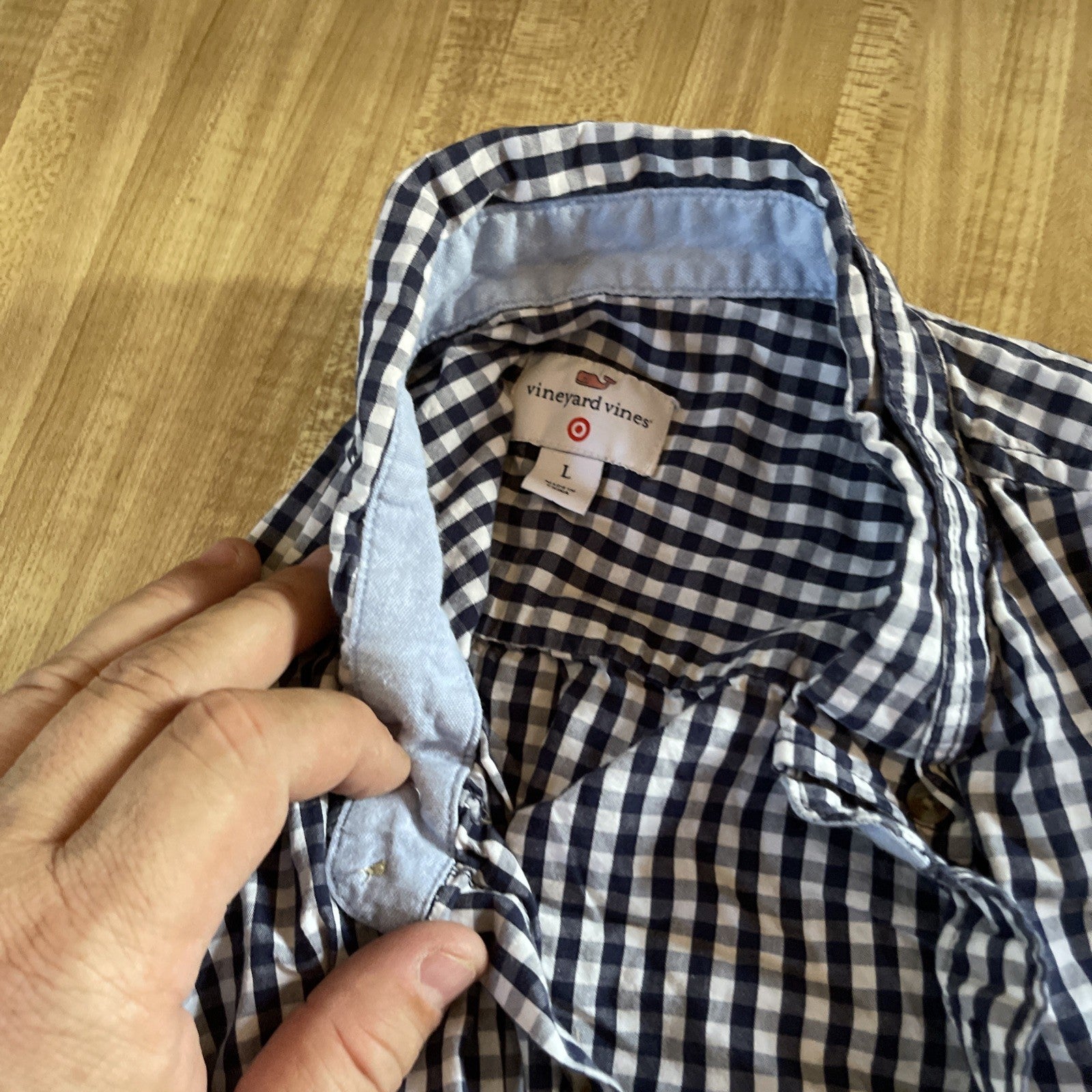 Vineyard Vines Button Up Large 