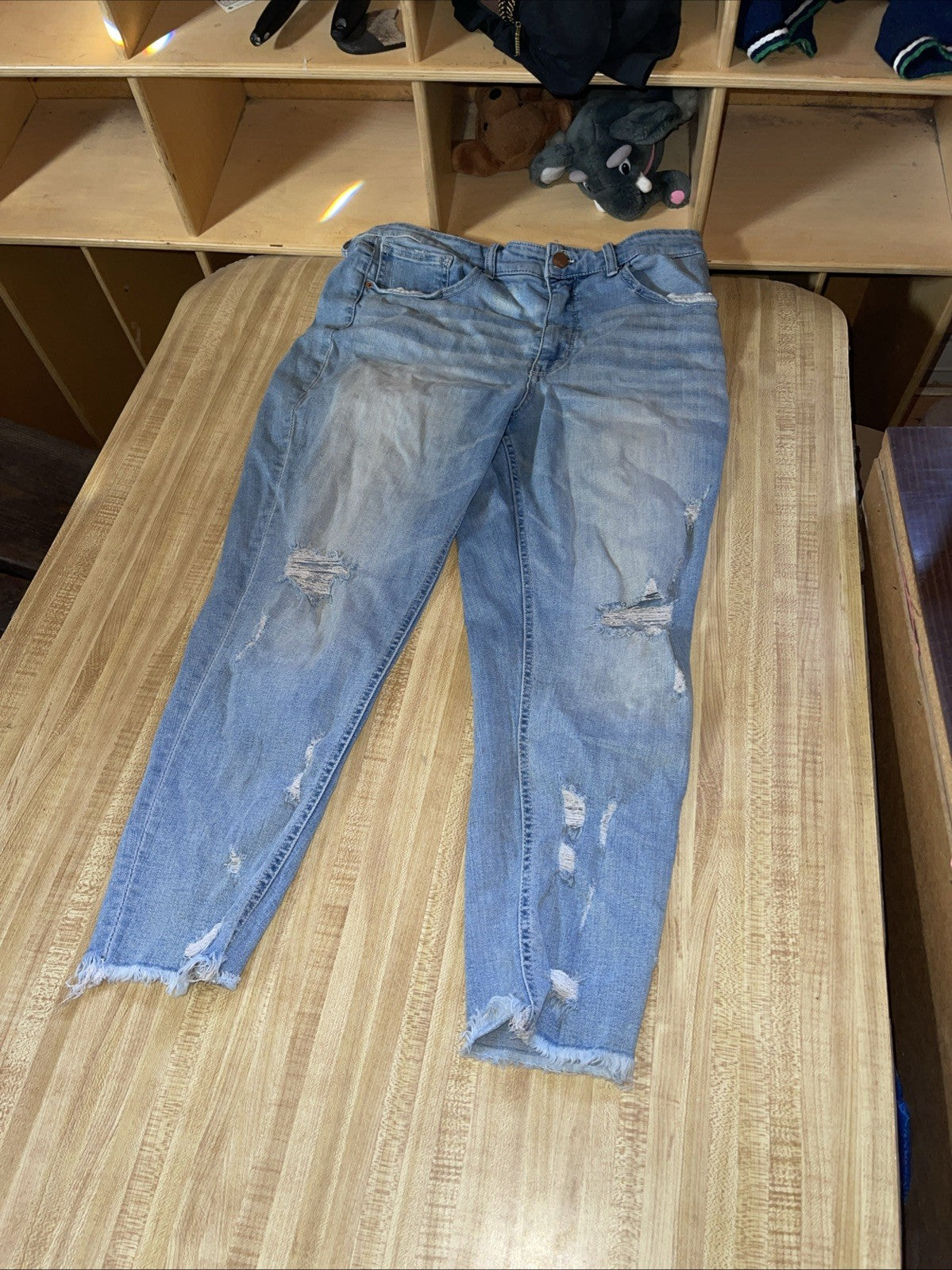 bke parker universal fit high rise Ankle Skinny jeans Distressed 33