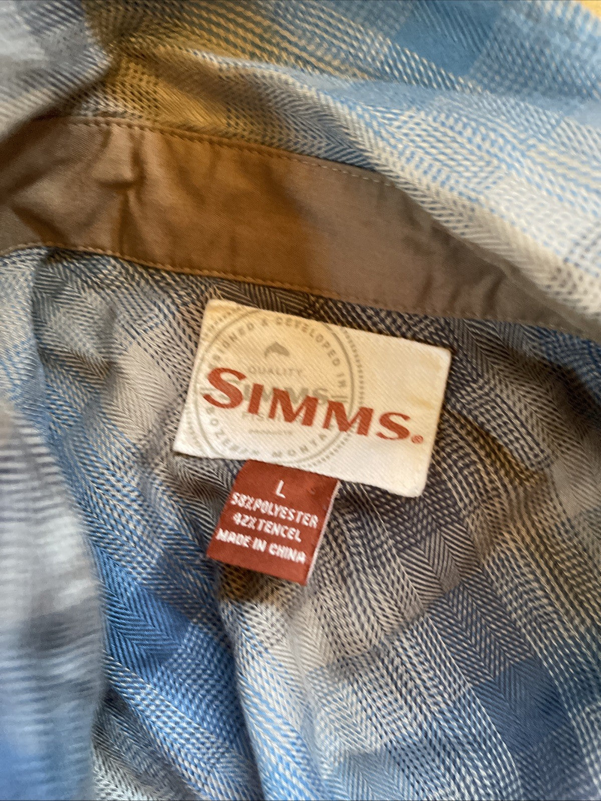 Simms Button Up Large 