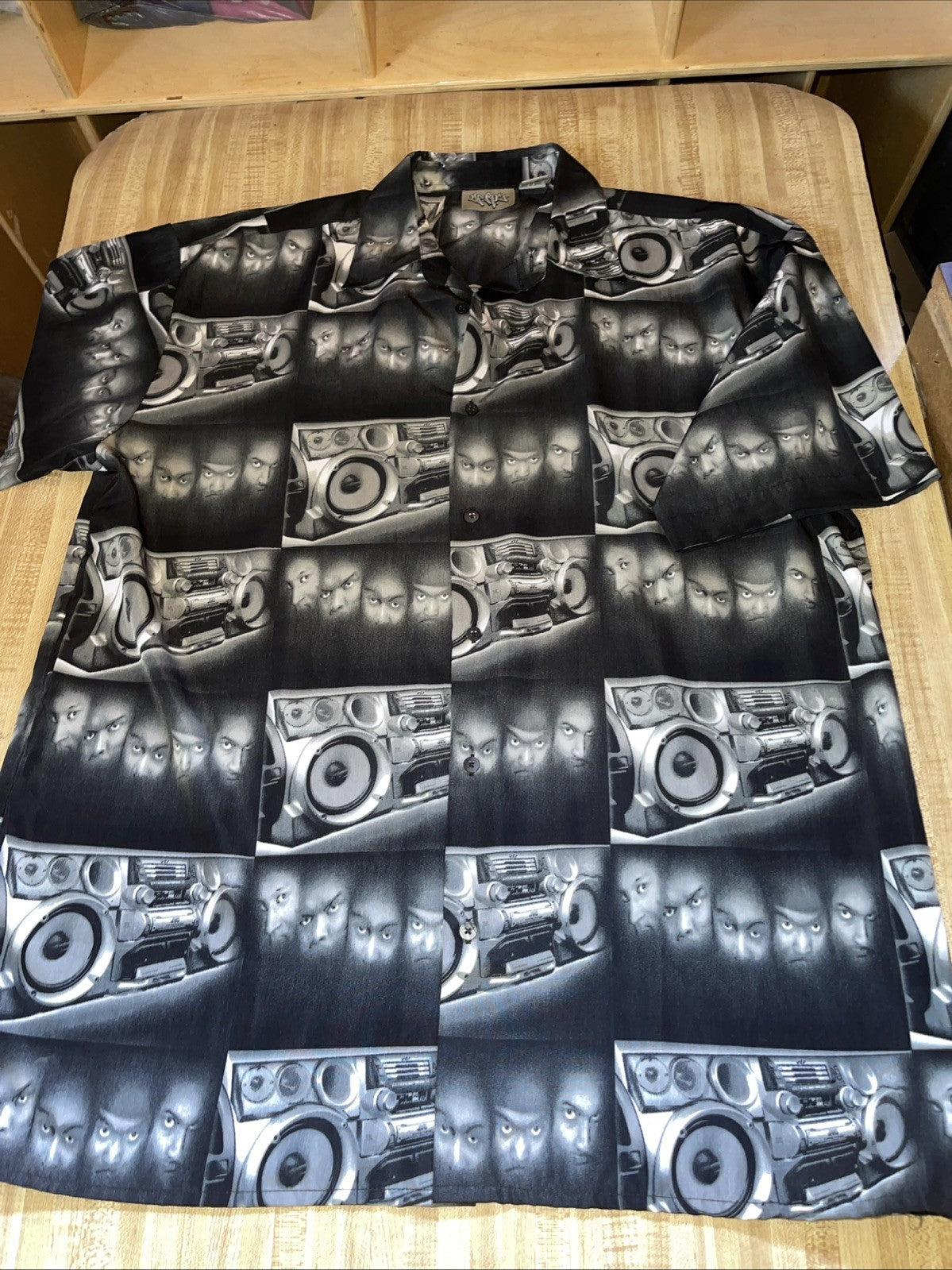 Vintage Rap Hiphop Streetwear Button Up Large Boombox