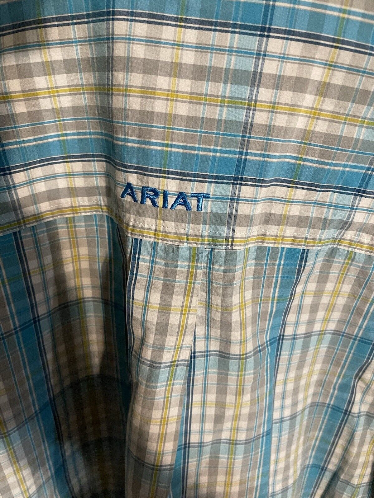Ariat Pro Series Button Down Large 