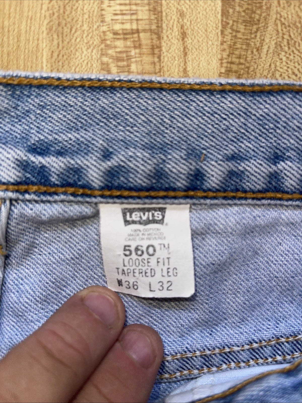 Vintage Levi’s 560 Jeans Made In Mexico 36/32 Distressed 