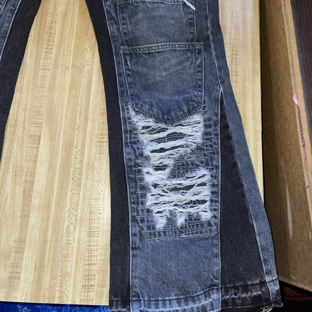 Project Capri Jeans Distressed Flared Wide Leg 34/34 NWT
