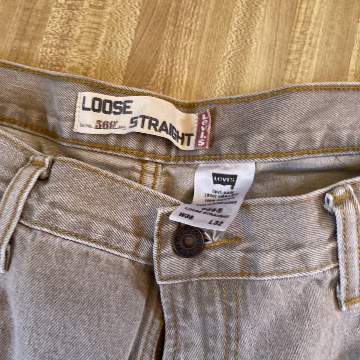 levis 569 loose straight jeans Wide Leg Baggy 36/27 Tag Says 36/32