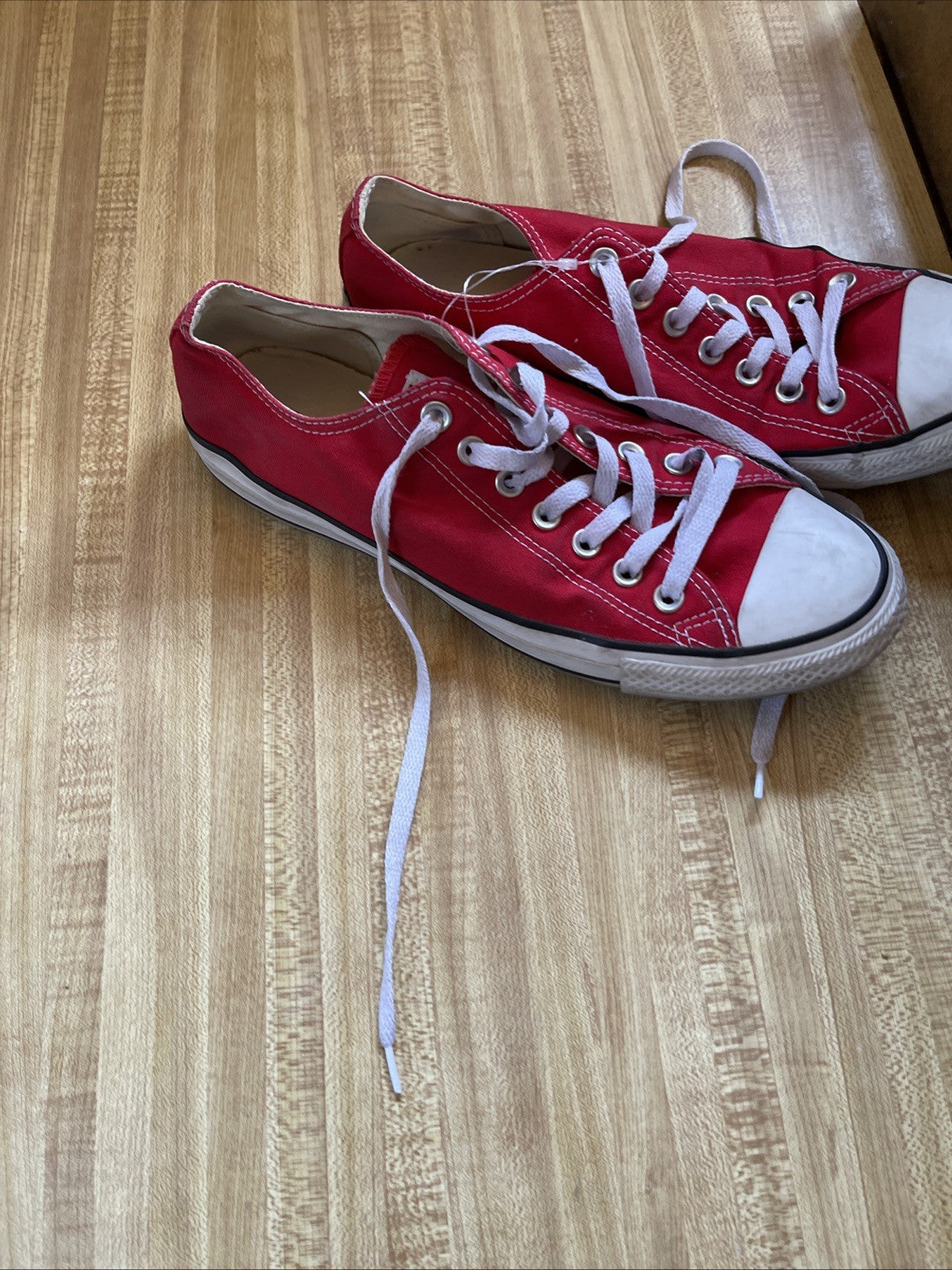 Converse All Star Men’s 9 Women’s 11