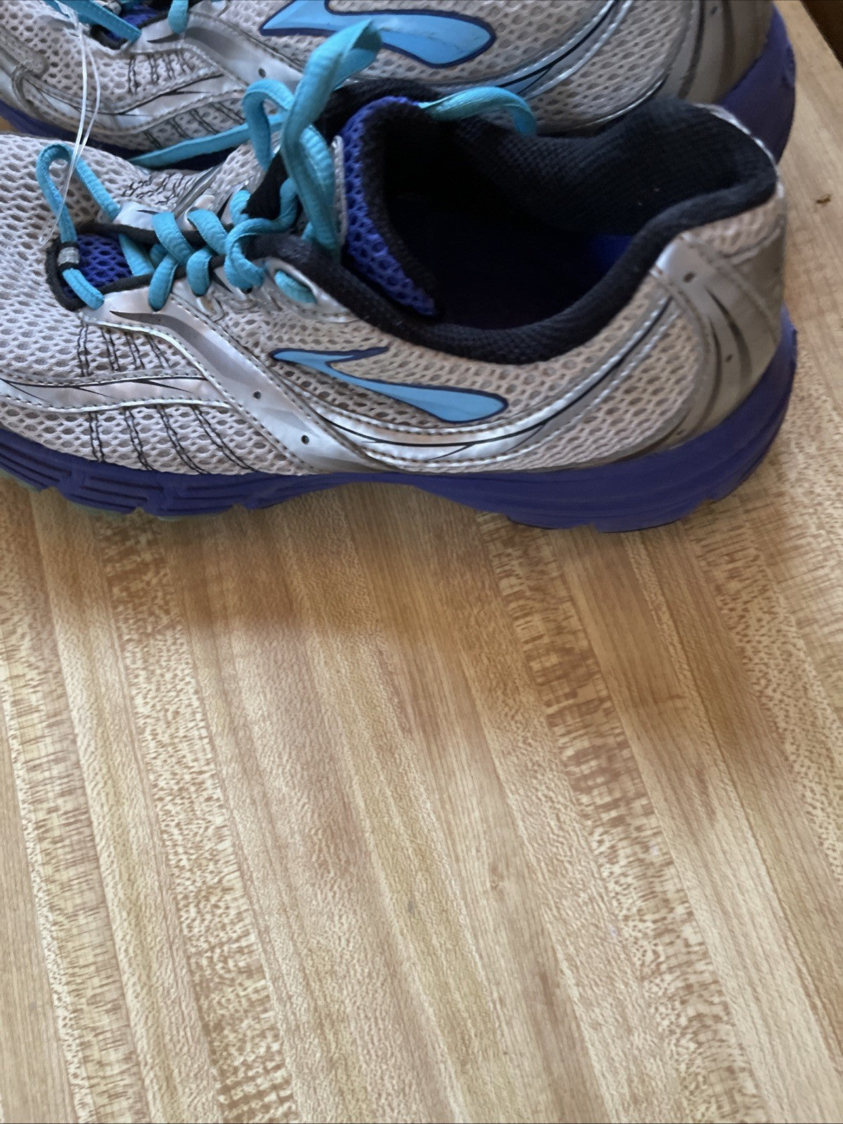 Brooks Launch 8.5