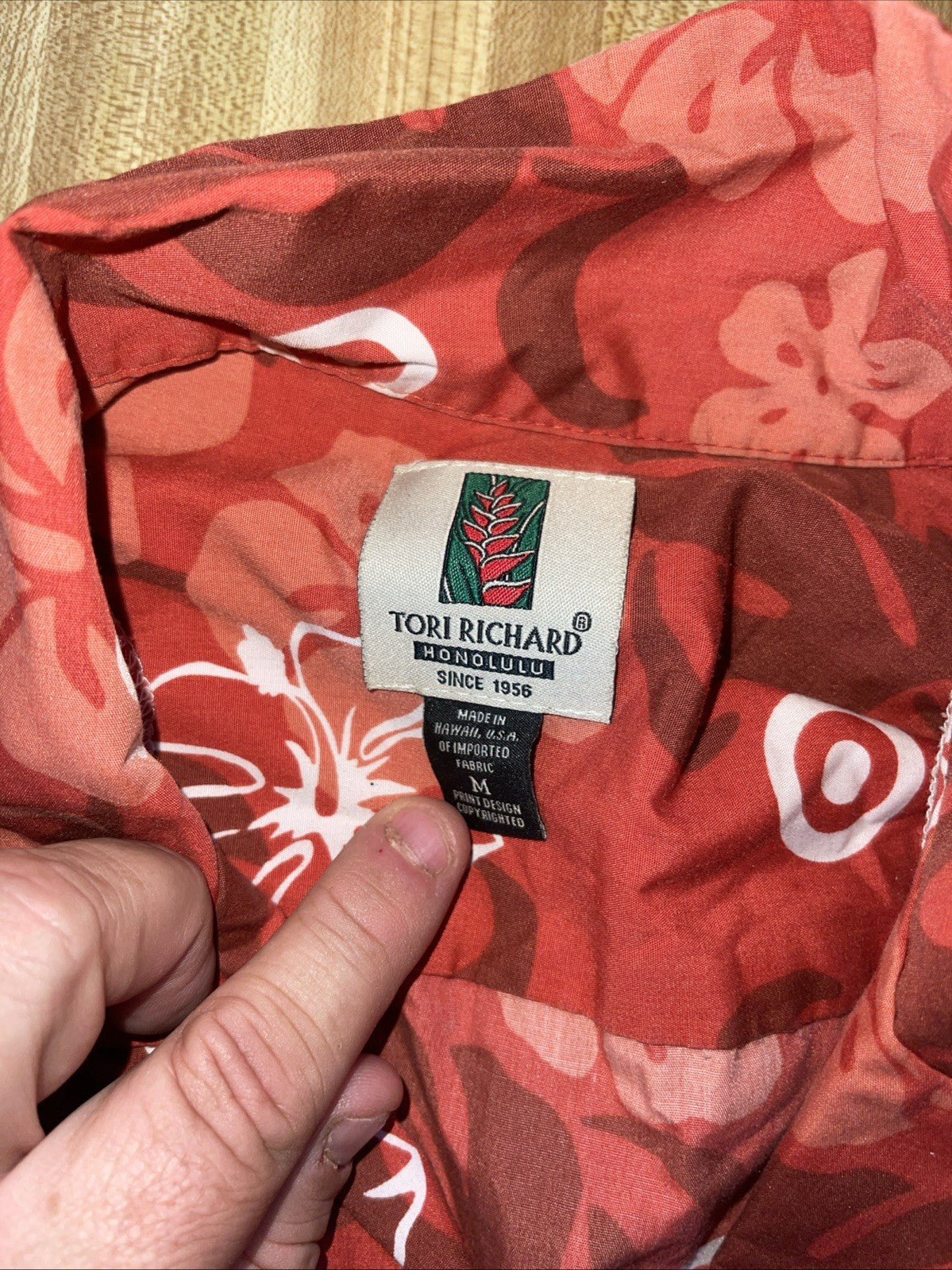tori richard hawaiian shirt medium