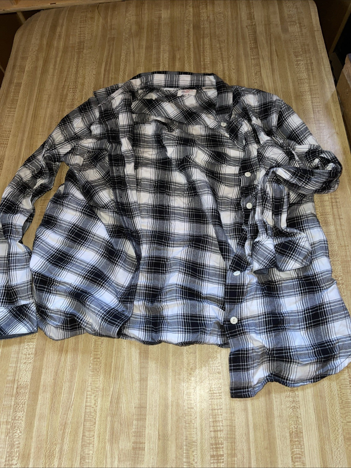 Levi’s Boyfriend Fit Button Down Shirt Medium 