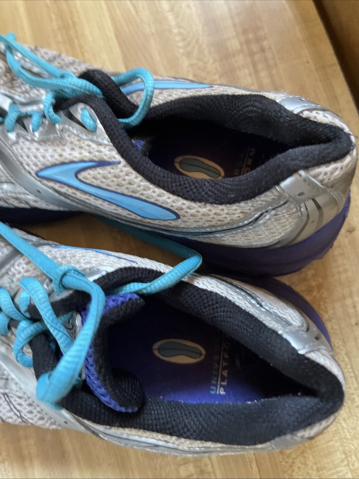 Brooks Launch 8.5