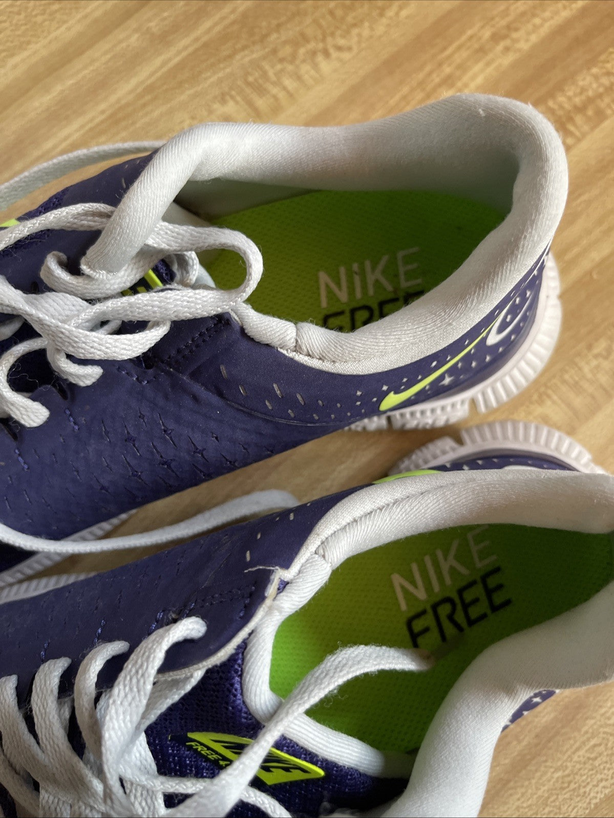 Nike Free 4.0 V2 Size 9