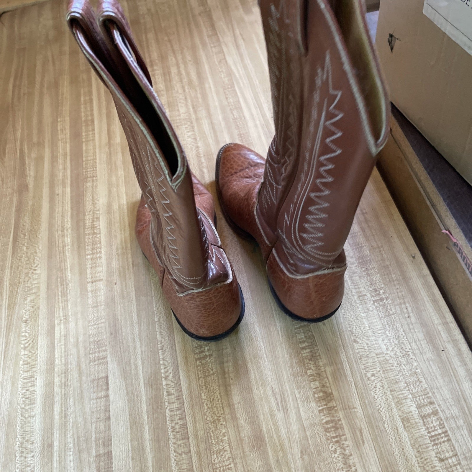 Tony Lama Cowboy Boots 8.5 E